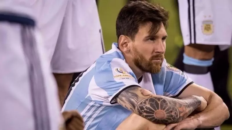 Lionel Messi Fan Had The Stars Signature Added To Messi Back Tattoo   Tattoodo